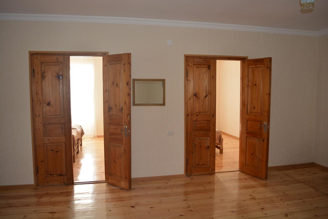 Ekaterine Guest House Казбеги Екстериор снимка